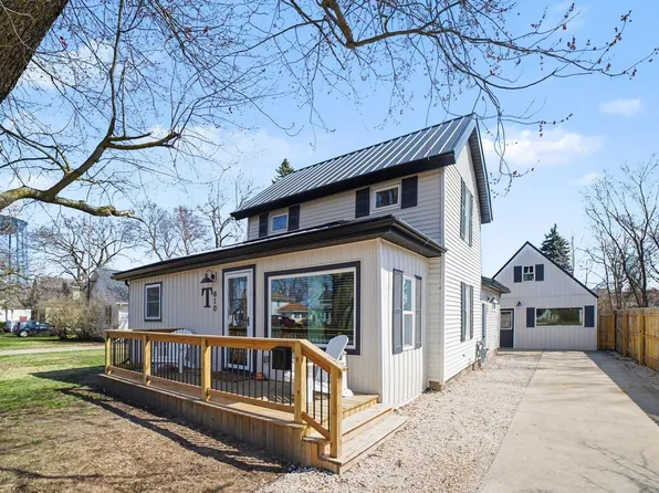 810 N Kinney Ave, Mount Pleasant, MI 48858