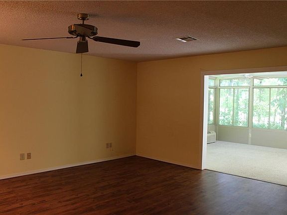 5th image of 9 Yates Ln