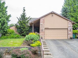 16334 NE Fargo Ct, Portland, OR 97230