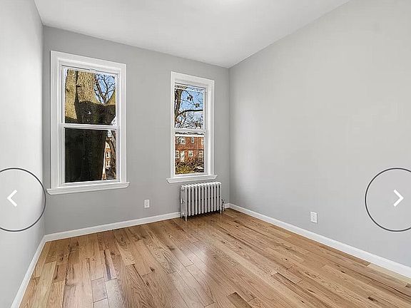 4th image of 341 Warwick St Floor 2
