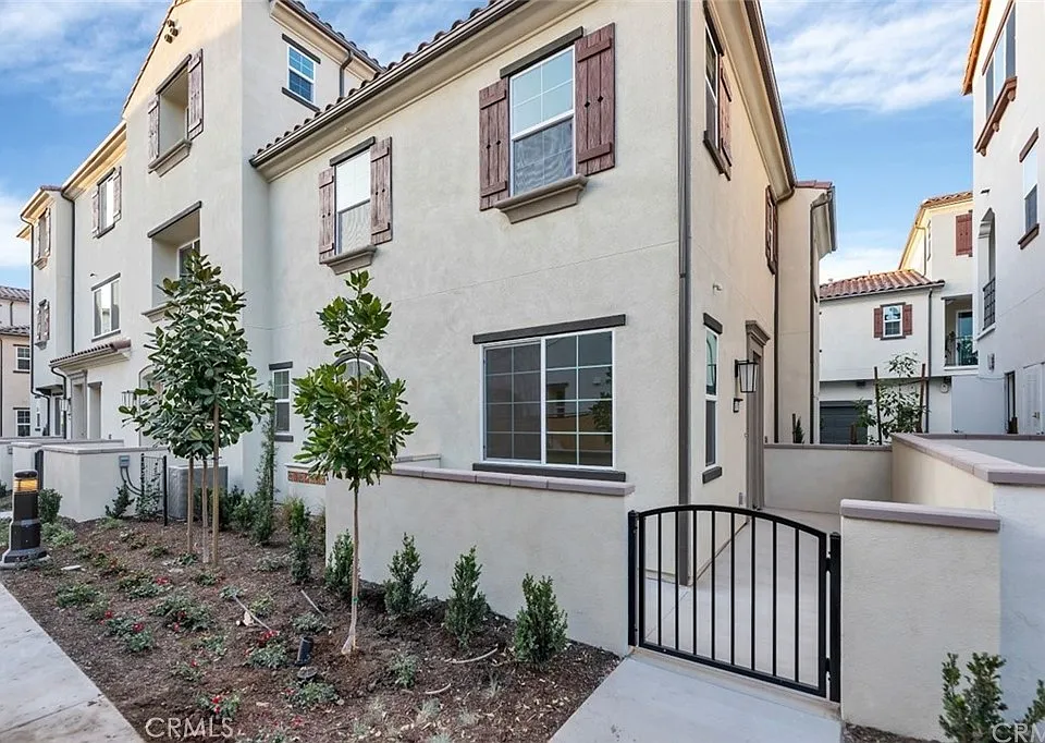 8149 Inventor St