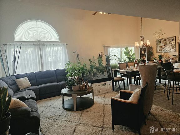 3rd image of 1132 Edpas Rd