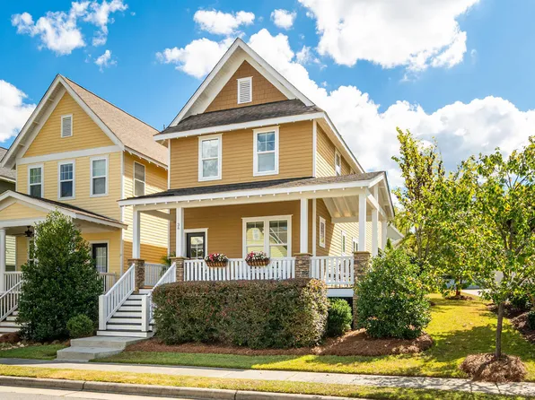 36 Summersweet Ln, Chapel Hill, NC 27516