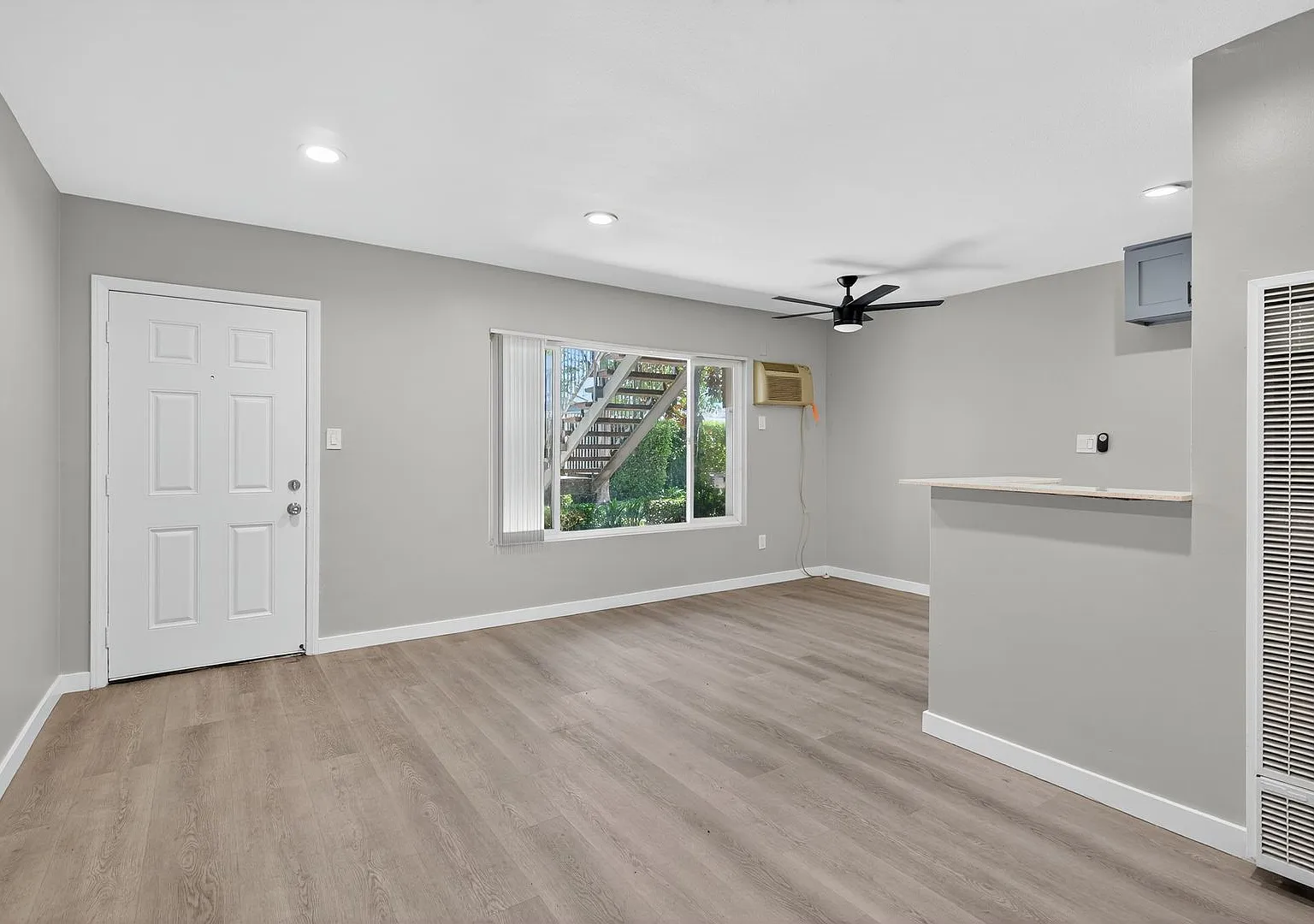2300 East Commonwealth Avenue — Photo 1