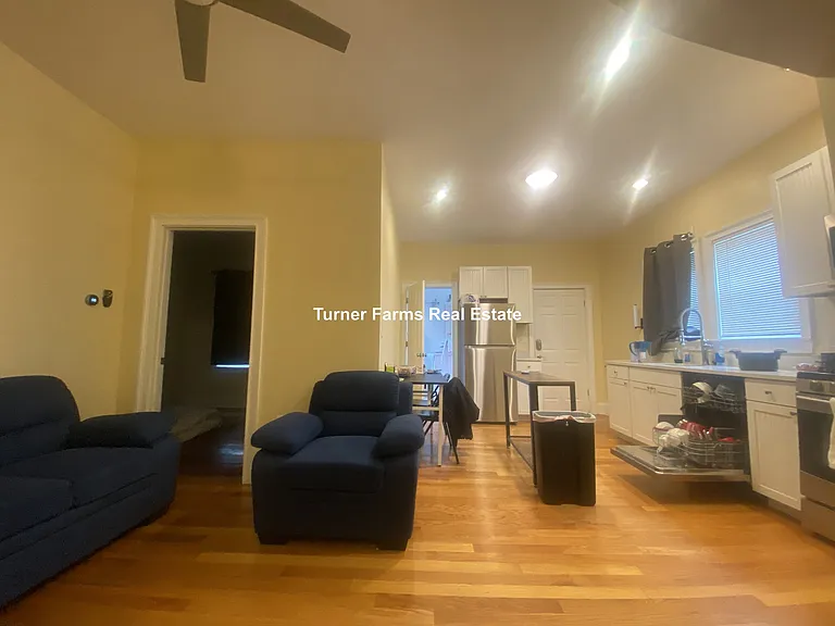 8 Claremon St #1F — Photo 3