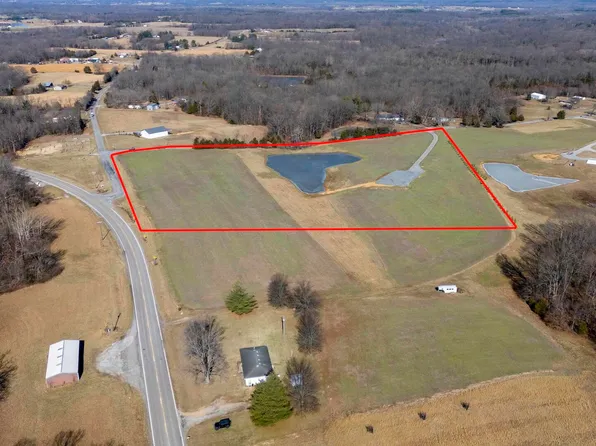 20725 Pleasant Valley Rd, Creal Springs, IL 62922