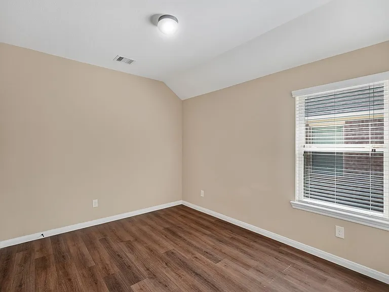 15 Butternut Grove Pl — Photo 21