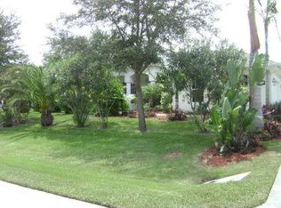 1571 Eagles Cir, Sebastian, FL 32958