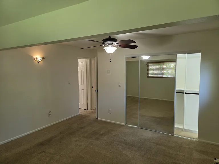 1037 Alta Vista Dr — Photo 14