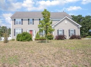 15 Moraski Ln, Plymouth, MA 02360