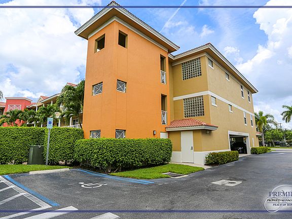 4th image of 850 6th Ave N Unit 305