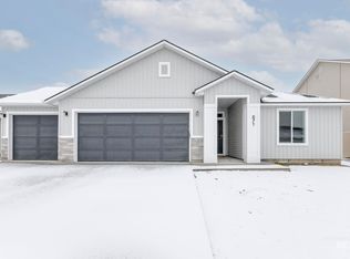 871 W Jasper St, Emmett, ID 83617