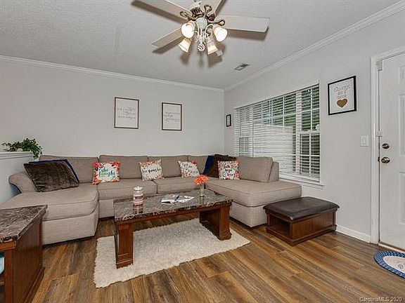 4th image of 3621 Melrose Cottage Dr