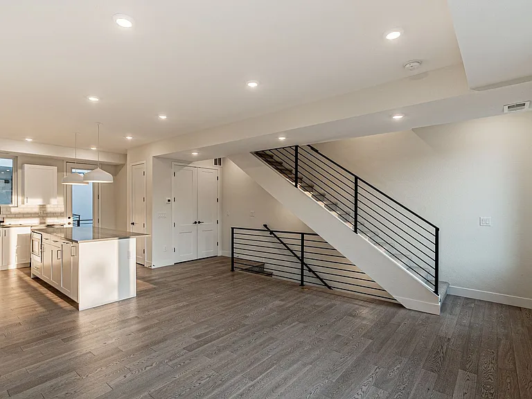 2853 W 23rd Ave #3 — Photo 9