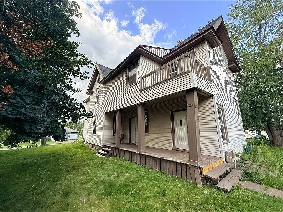 1204 Kenwood Ave