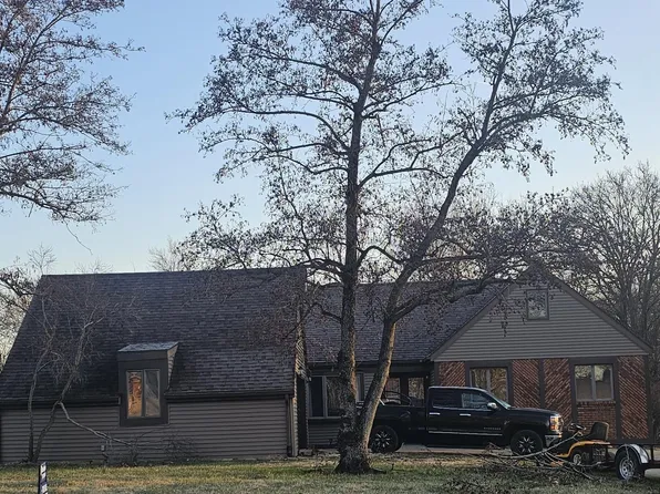 1545 Camelot Dr, Henderson, KY 42420