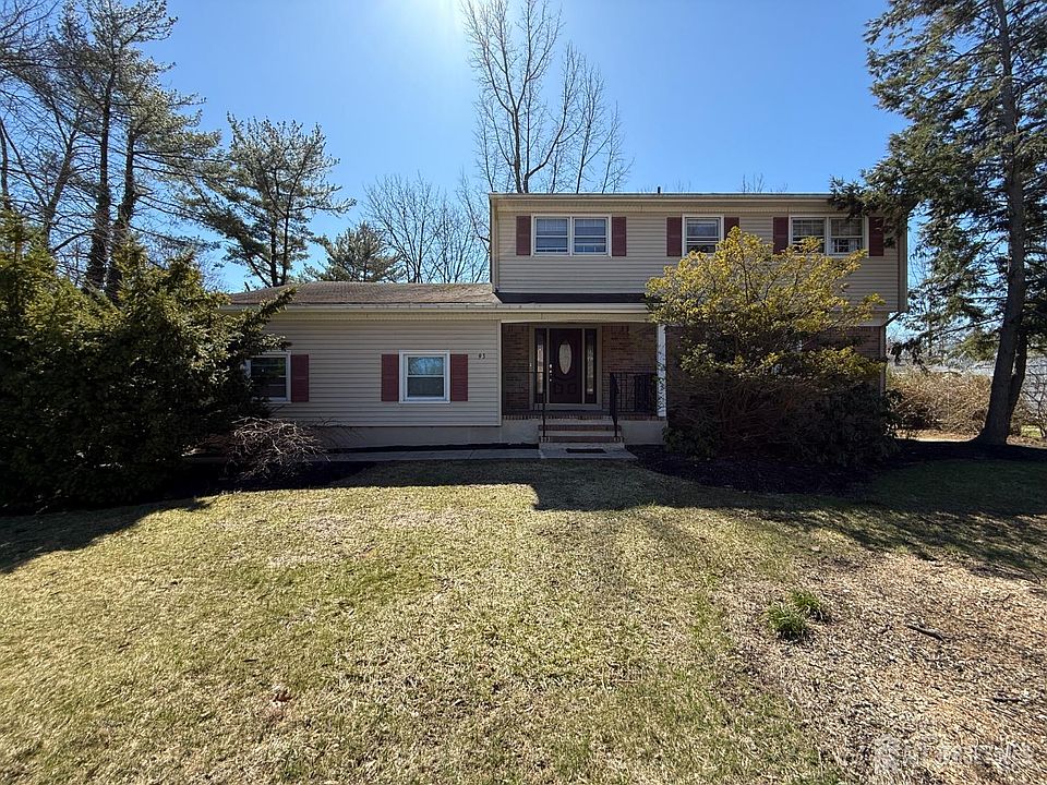 1st image of 93 Tall Oaks Dr