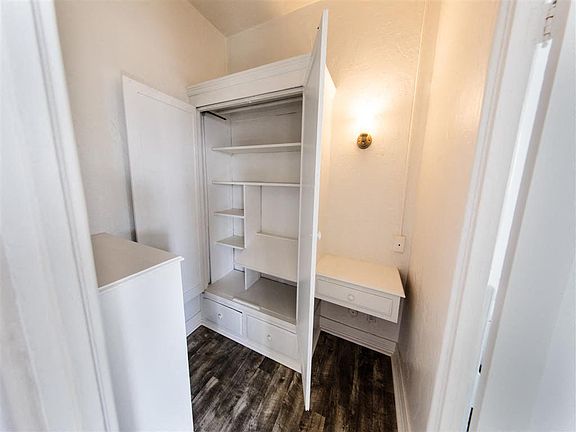 5th image of 5611 Carlton Way APT 308