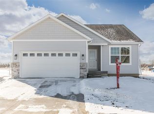 522 Ashton Dr NE, Mount Vernon, IA 52314