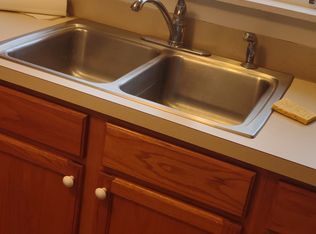 115 N 5th St #2, Saint Charles, IL 60174
