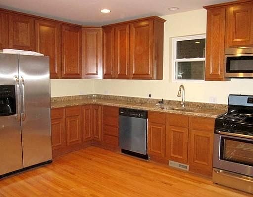 3rd image of 6430 S Karlov Ave