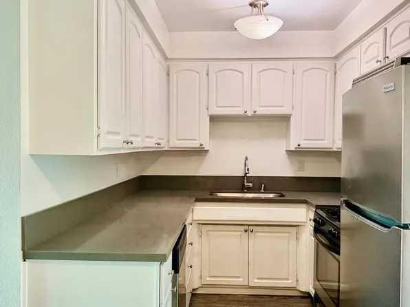 1595 E. Chevy Chase Drive, 1595 E Chevy Chase Dr APT 6, Glendale, CA 91206