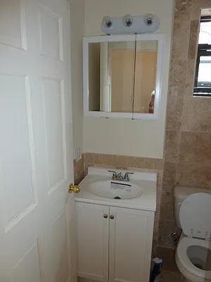 Rented by Chartwell Manhattan Realty | media 24