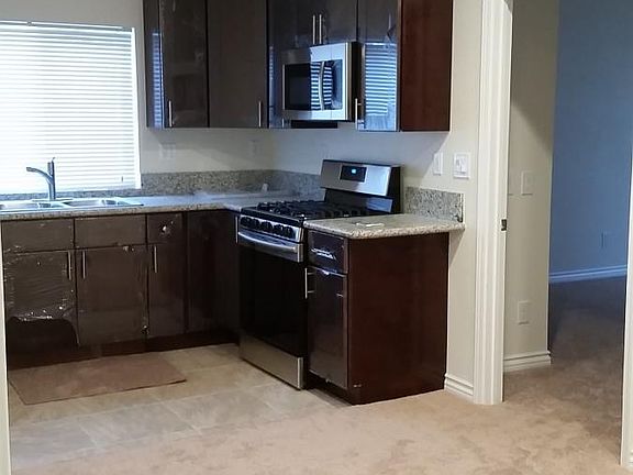 3rd image of 1613 W 227th St APT 1