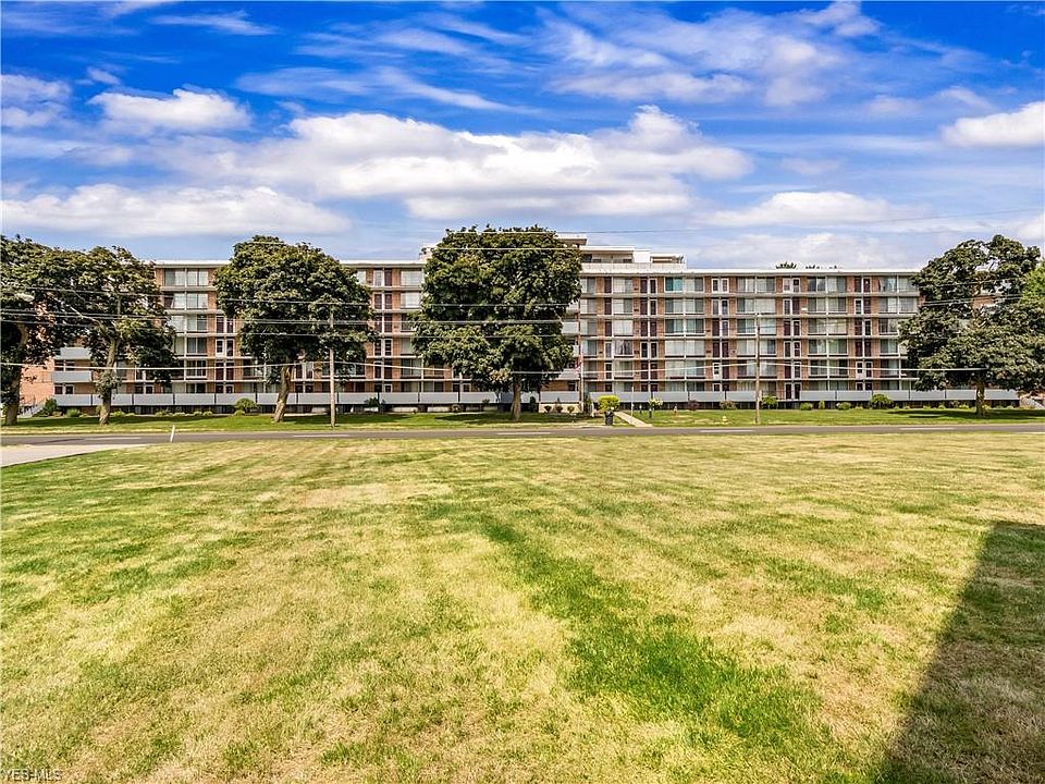 1st image of 2331 E Market St APT 516A