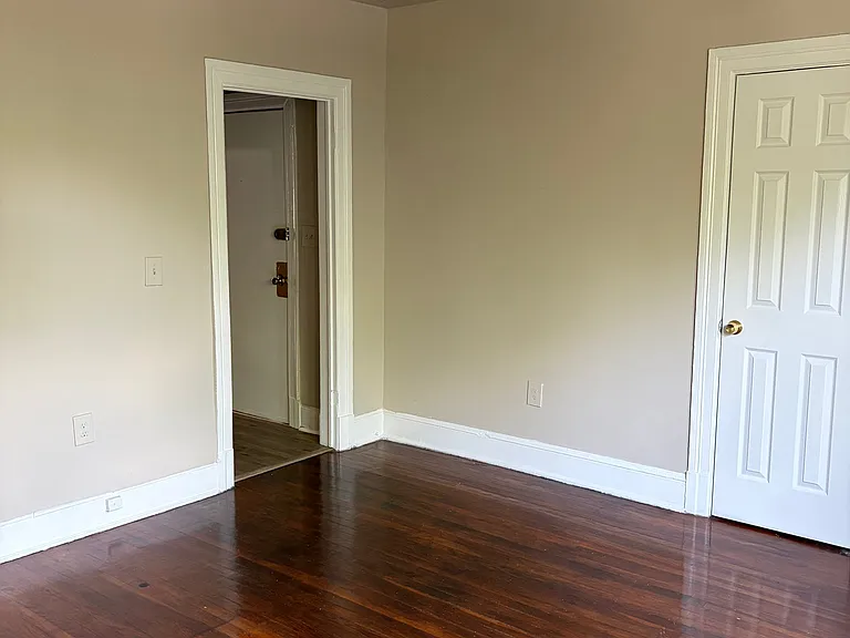 1218 Staples St NE #3 — Photo 12