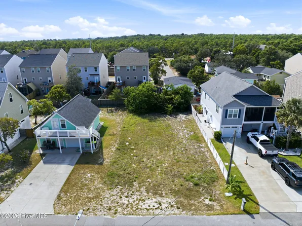 817 Kenneth Avenue, Carolina Beach, NC 28428