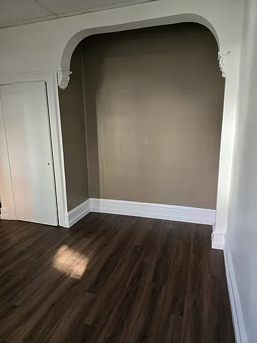 49 N West End Ave #3 Photo 1