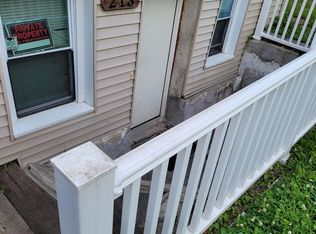 213 Kirkpatrick St #1, Syracuse, NY 13208