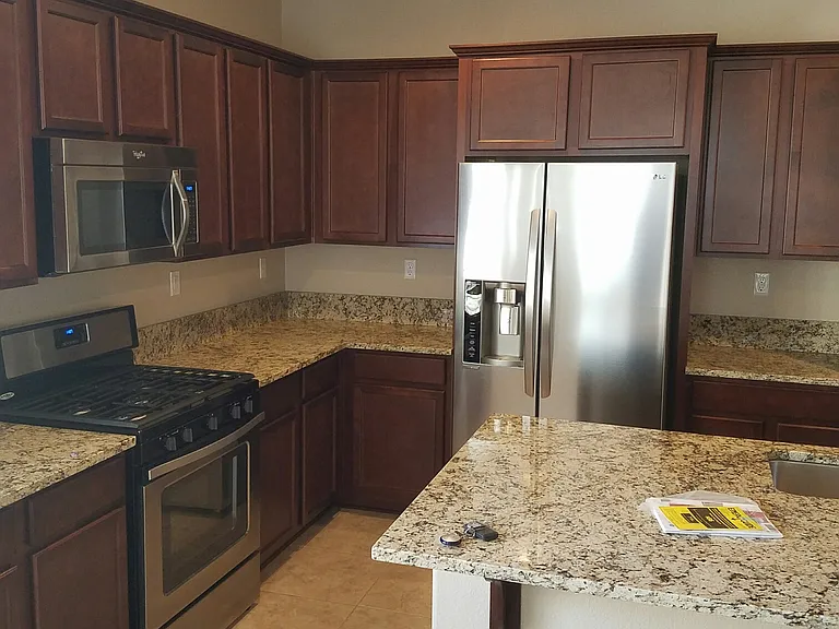1520 Waterloo Dr — Photo 6