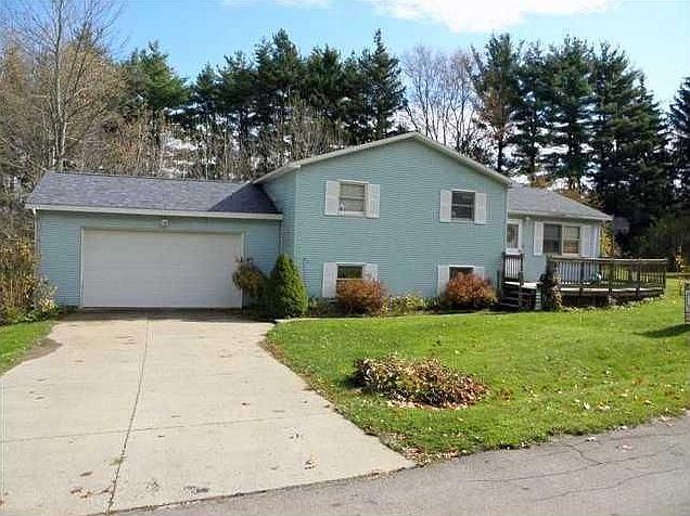 2nd image of 130 Brink Dr