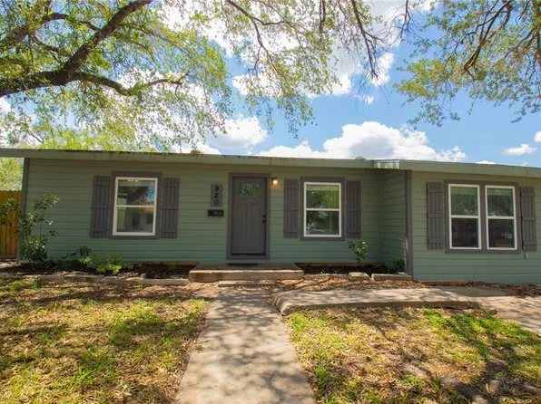 920 E Lewis St, Sinton, TX 78387