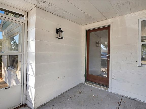 3rd image of 7737 Mitchell Ranch Rd