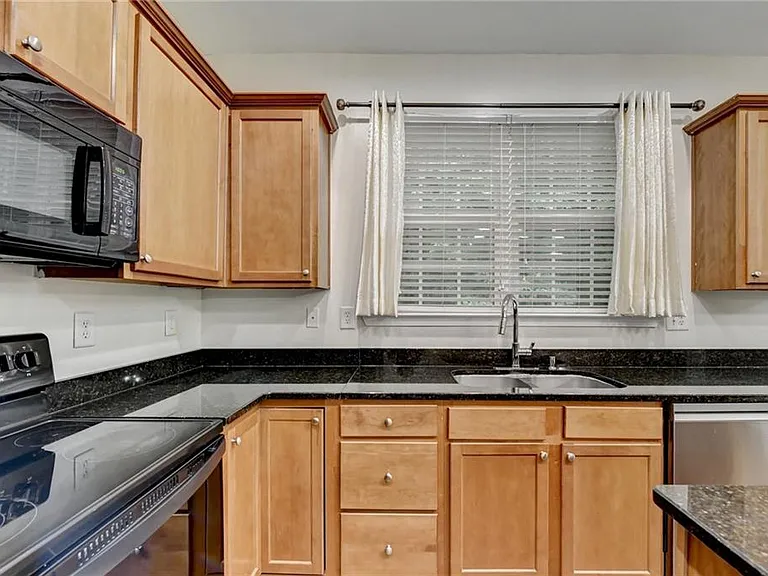 2602 Pierce Brennen Ct — Photo 22