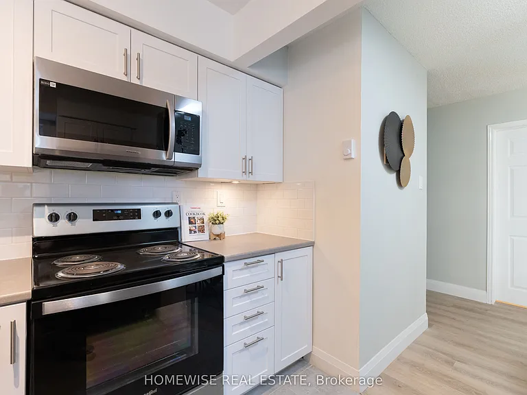 240 Ormond Dr #D6 — Photo 16