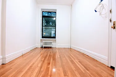Rented by Voro, LLC