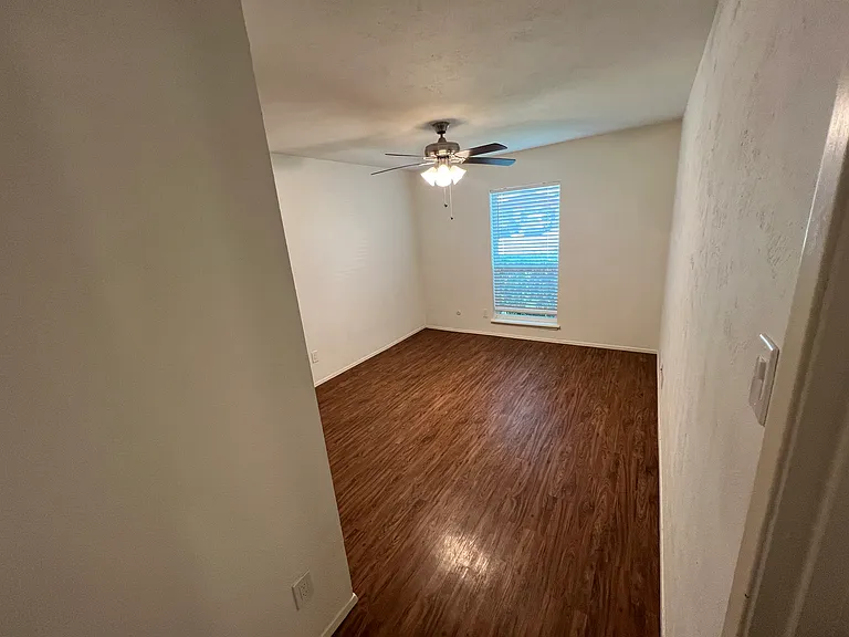 5233 Aztec Dr — Photo 13
