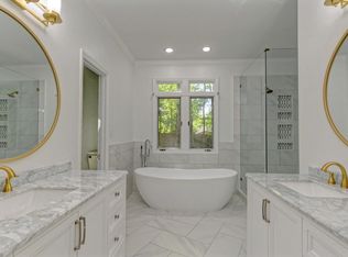 801 Brightwood Ln, Matthews, NC 28105