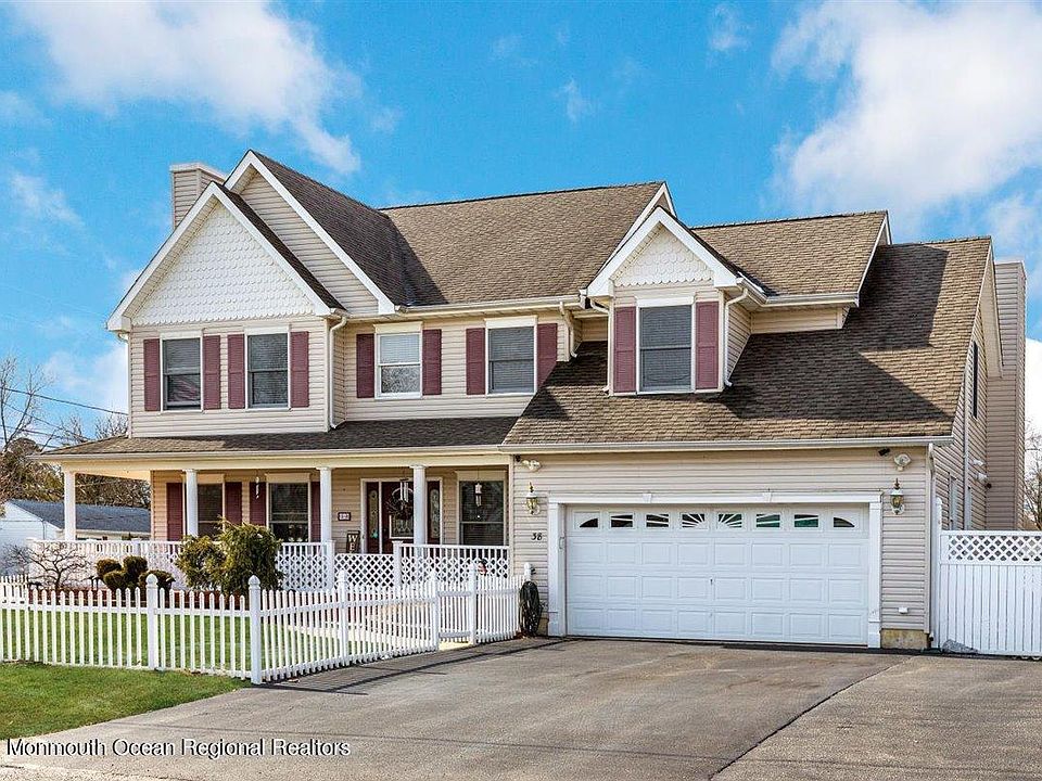 1st image of 38 Bay Creek Ln
