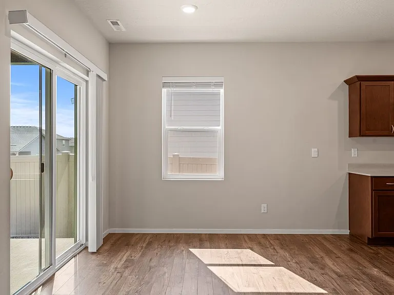 5507 W Georgetown Ln — Photo 3