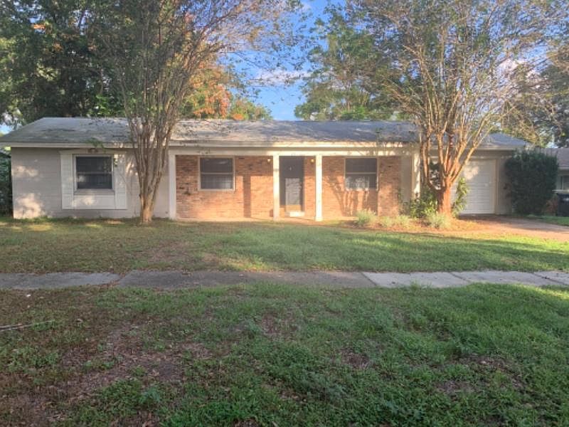 1st image of 2611 Lassek Dr