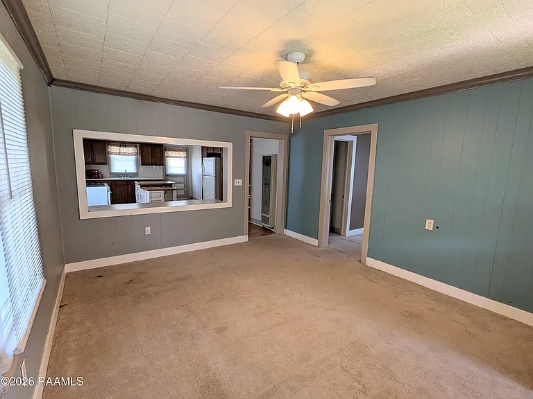 109 Romero St — Photo 2
