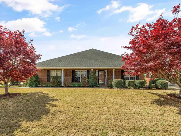 118 Roxberry Dr, Harvest, AL 35749