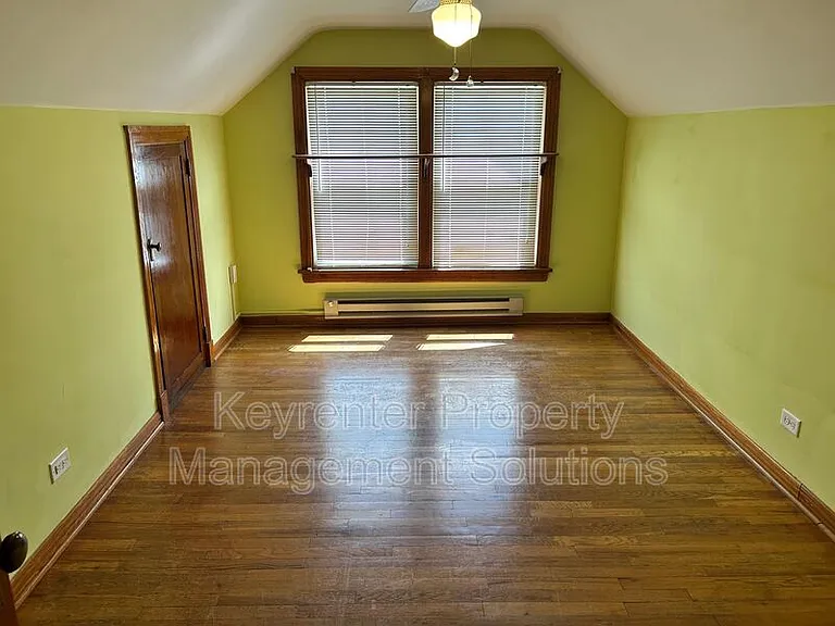 3922 Churchville Ave — Photo 33