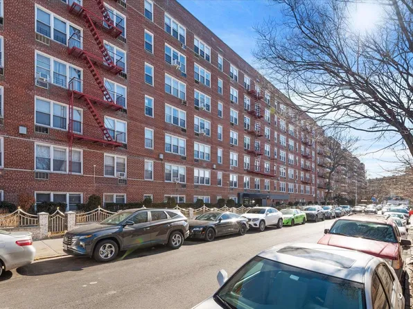 745 E 31st Street #4A, Brooklyn, NY 11210