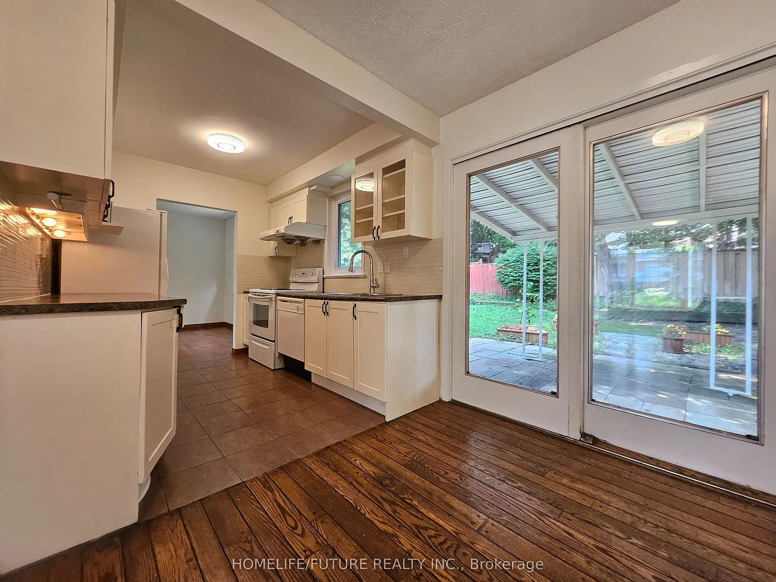 5 bed, $3,900 — Photo 4